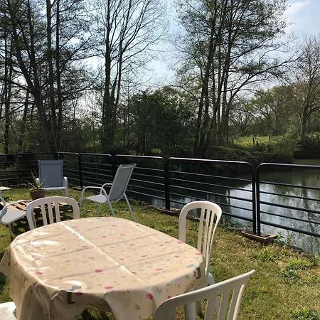 Au Bord De L'orne Avec Jardin Et Peche, Animaux Admis *
