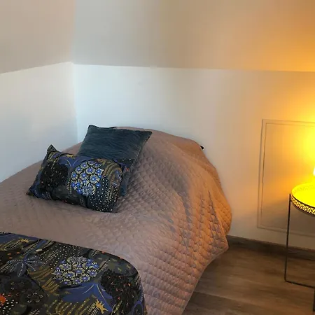 Au Bord De L'orne Avec Jardin Et Peche, Animaux Admis - Fr-1-410-323 *