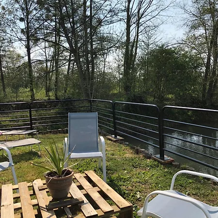 Au Bord De L'orne Avec Jardin Et Peche, Animaux Admis - Fr-1-410-323 Mezieres-sur-Ponthouin