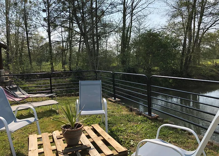 Au Bord De L'orne Avec Jardin Et Peche, Animaux Admis - Fr-1-410-323 Mezieres-sur-Ponthouin